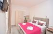 Chambre triple avec balcon 7 en Villa Ines, logement privé à Budva, Mont&eacute;n&eacute;gro